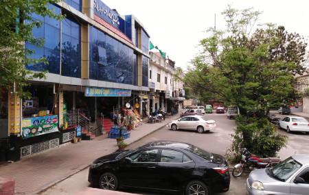 इस्लामाबाद, सेक्टर एफ एटको बजार। तस्बिर: सञ्जीव पोखरेल