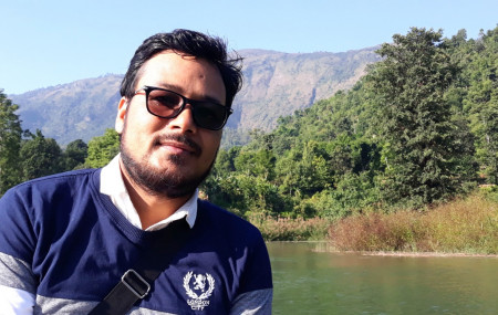 सुर्जन रोकाया।