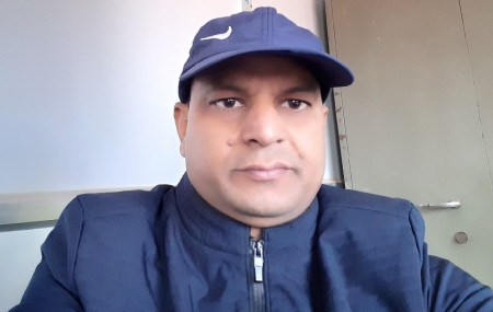 राजदेव यादव।