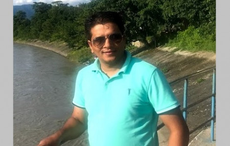 बिदुर तिमल्सिना।