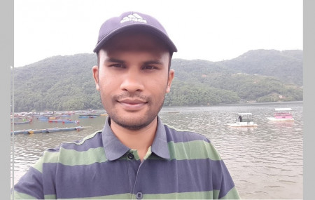 घम्बर नेपाली।